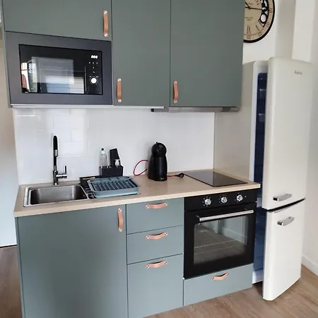 T2 D'anne Proche Et Marche Ла-Боль-Эскублак