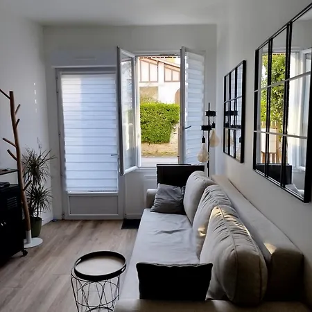 Appartement T2 D'anne Proche Et Marche